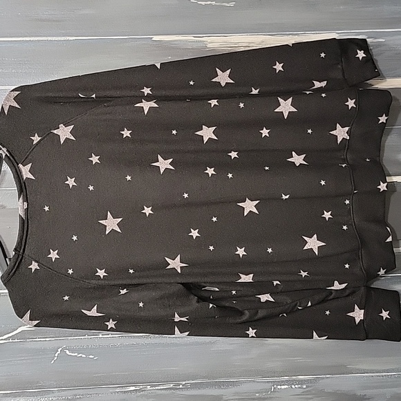 New Buffalo Sweater - Picture 3 of 4